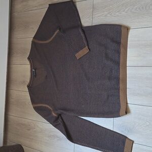 PAUL RIZK V-NECK SWEATER SIZE M